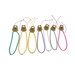 B-931 - Lot 35 colliers colorés avec perle nacrée 